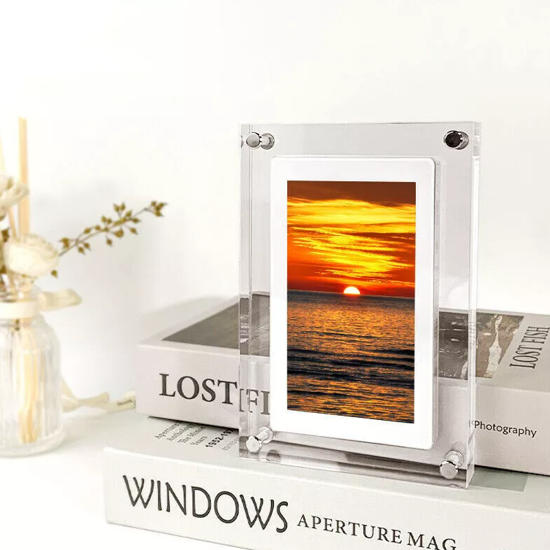 Digital Photo Frame